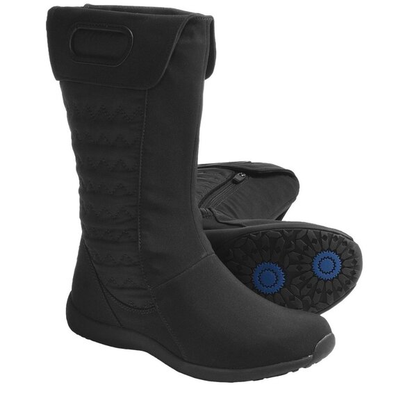 Patagonia Shoes - Patagonia Women's Fiona Mid Winter Boots, Size 9